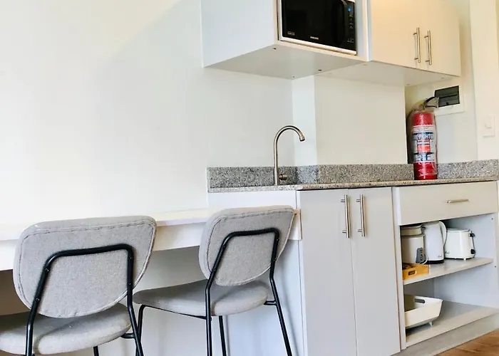 Aloria Cozy Near Mactan Cebu International Airport - Amani Grand & マクタン