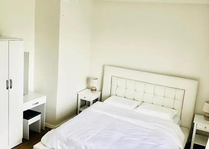 アパート Aloria Cozy Near Mactan Cebu International Airport - Amani Grand &
